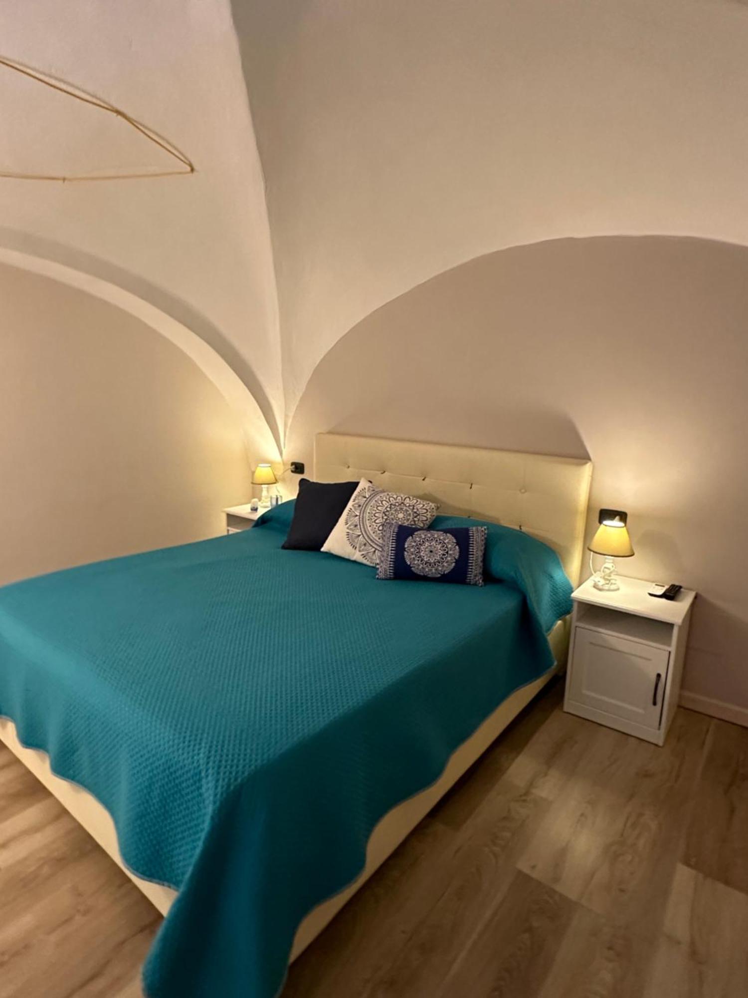 Casa Historical Center Bed & Breakfast Наполи Екстериор снимка