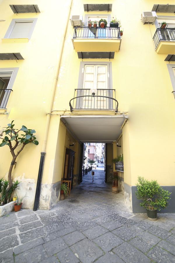 Casa Historical Center Bed & Breakfast Наполи Екстериор снимка